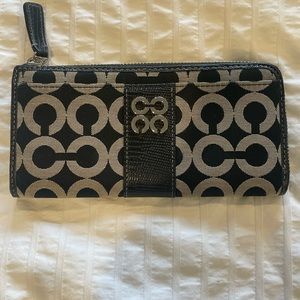 Coach slim zip wallet